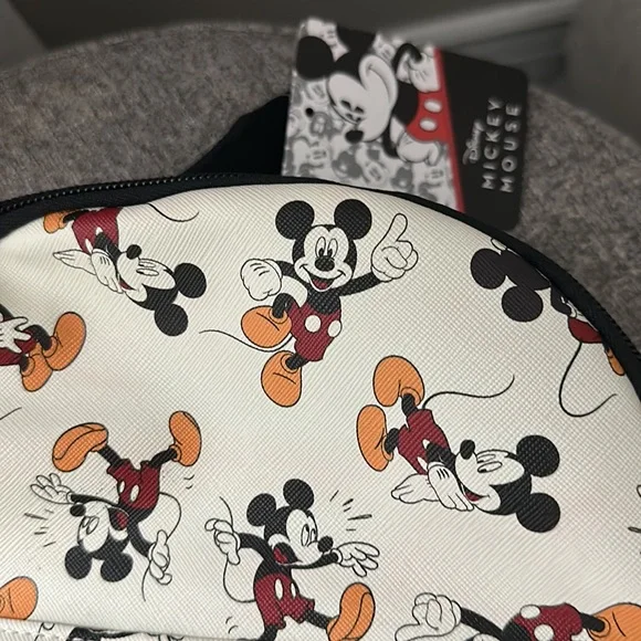 Mickey Mouse small backpack - Picture 2 of 4